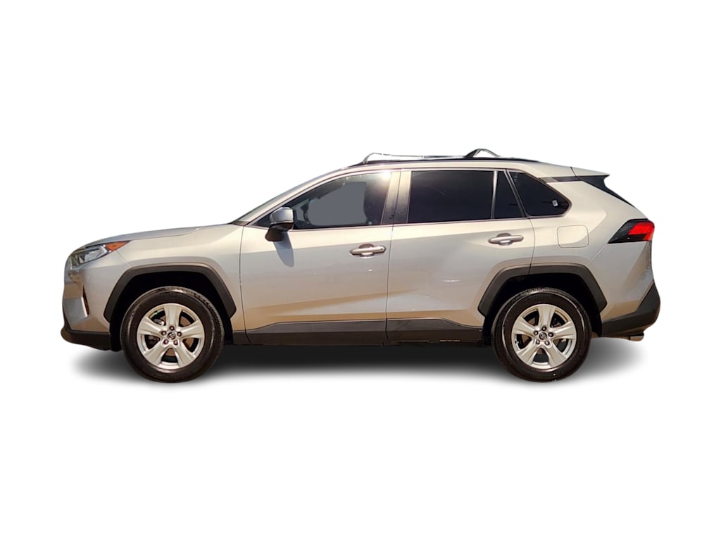 Thumbnail: 2020 Toyota RAV4 - 3