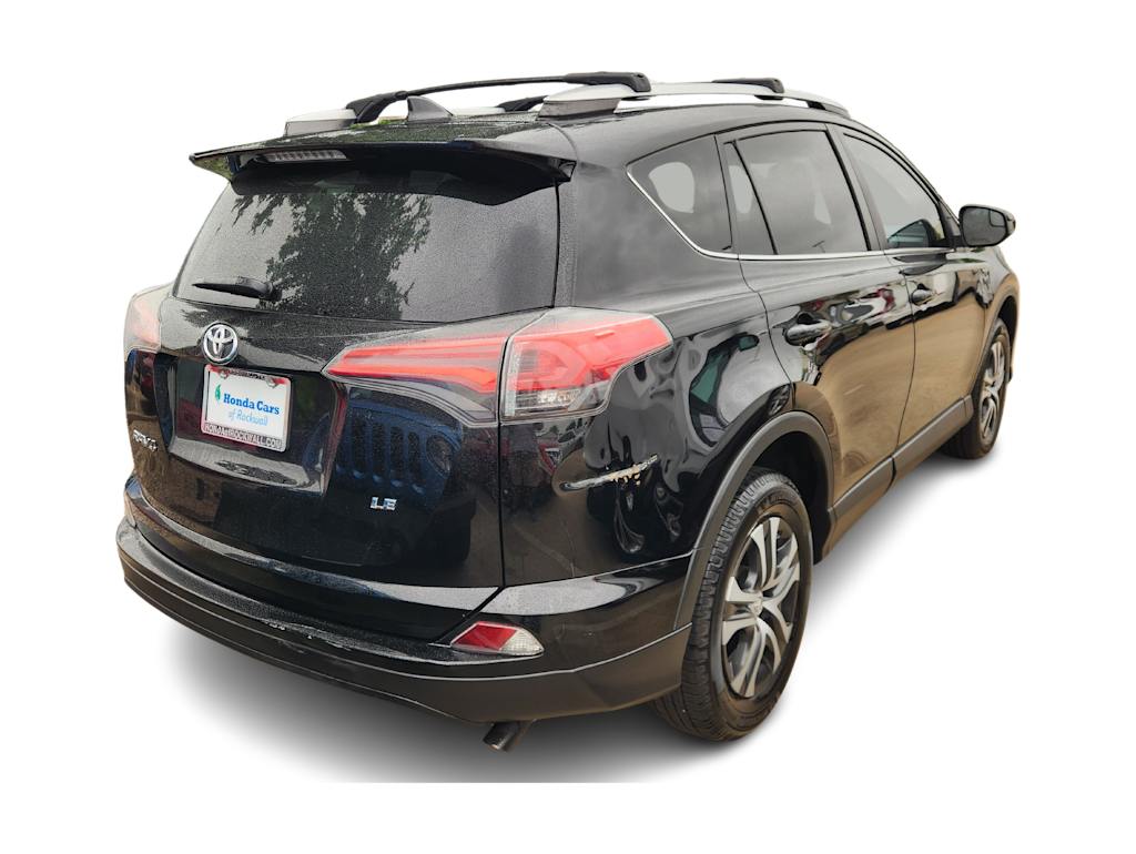 Thumbnail: 2016 Toyota RAV4 - 8