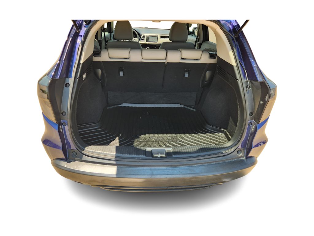Thumbnail: 2016 Honda HR-V - 18
