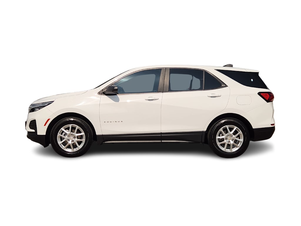 Thumbnail: 2024 Chevrolet Equinox - 3