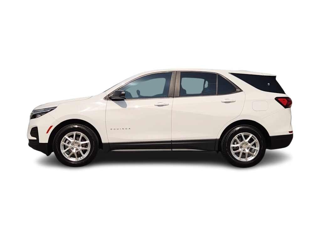 Thumbnail: 2024 Chevrolet Equinox - 3