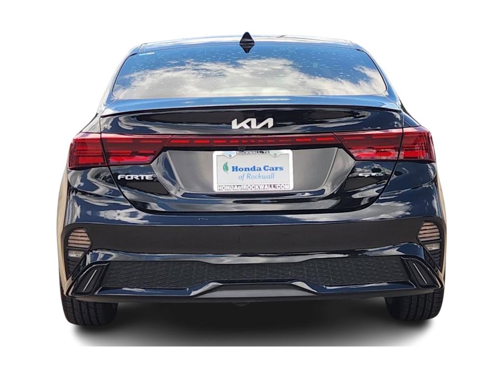 Thumbnail: 2022 Kia Forte - 4