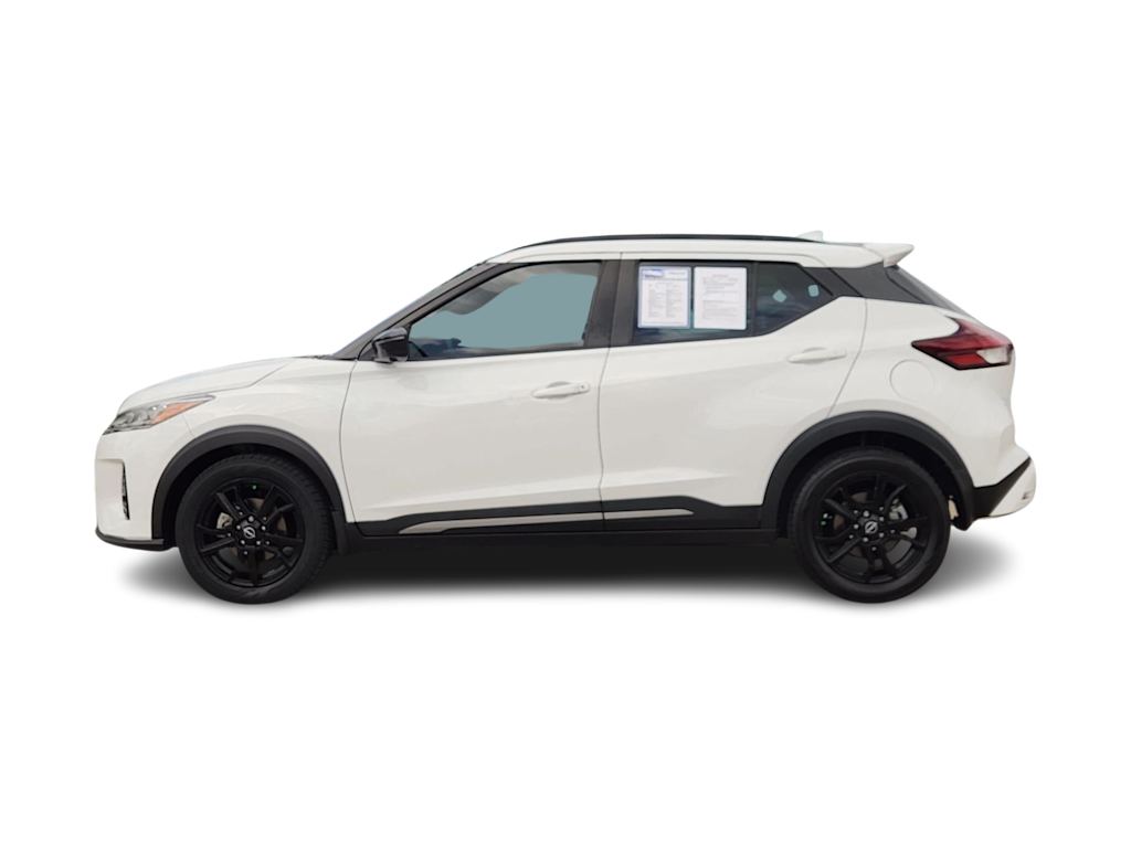 Thumbnail: 2022 Nissan Kicks - 3
