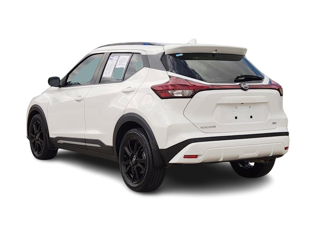 Thumbnail: 2022 Nissan Kicks - 4