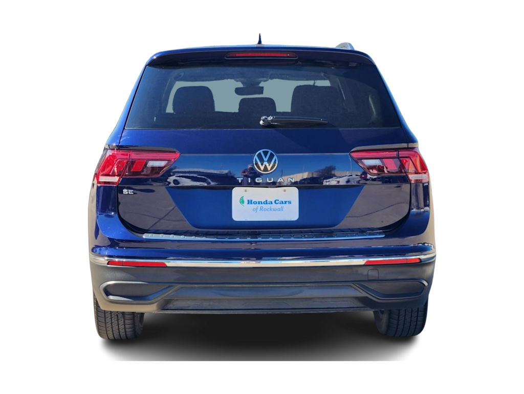 Thumbnail: 2023 Volkswagen Tiguan - 4