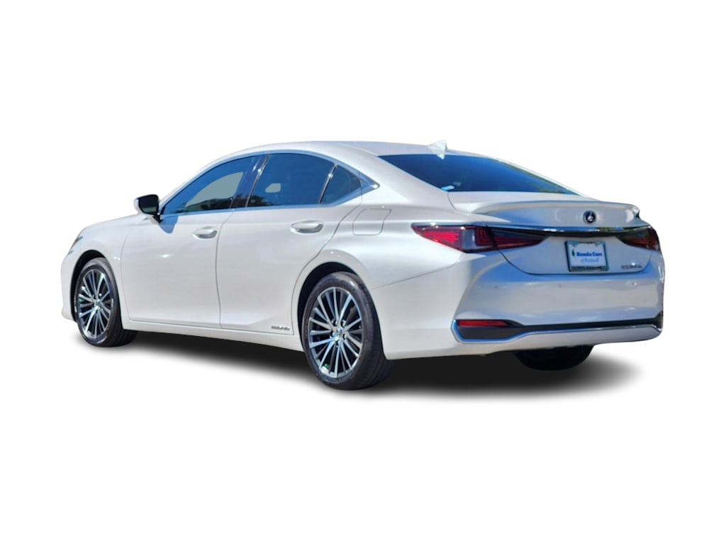 Thumbnail: 2022 Lexus ES - 4