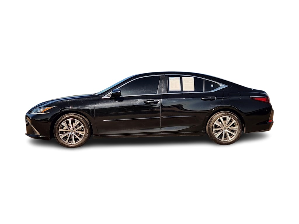 Thumbnail: 2020 Lexus ES - 3