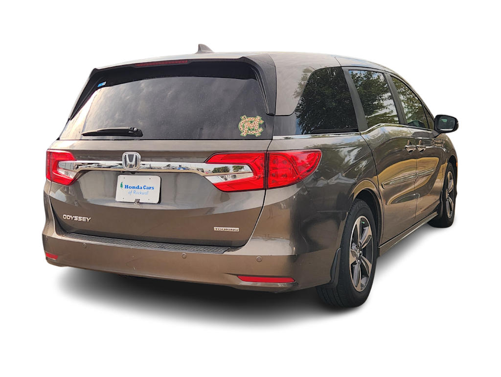 Thumbnail: 2018 Honda Odyssey - 8