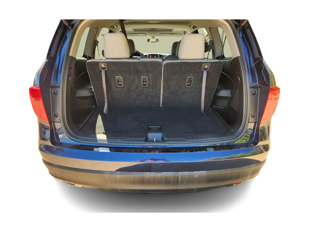 Thumbnail: 2016 Honda Pilot - 17