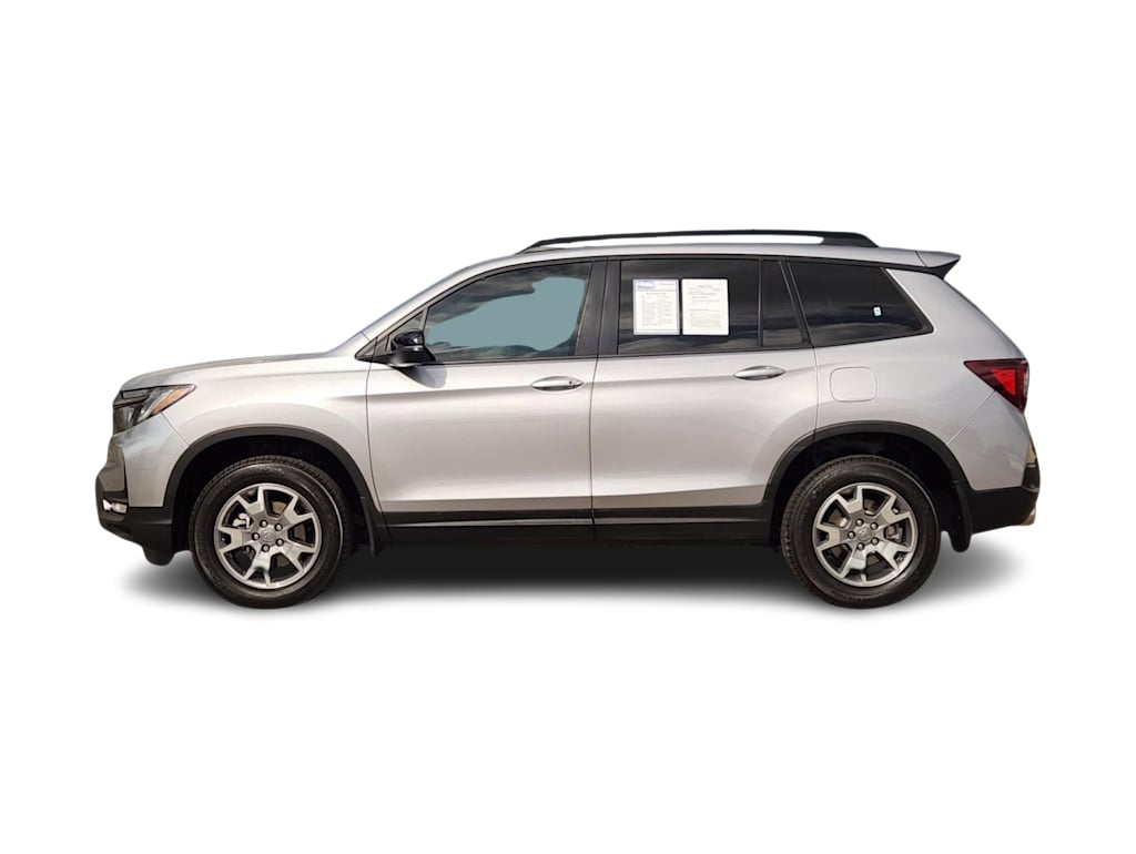 Thumbnail: 2023 Honda Passport - 3