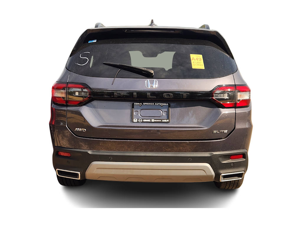 Thumbnail: 2023 Honda Pilot - 3