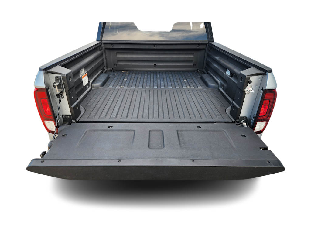 Thumbnail: 2025 Honda Ridgeline - 18