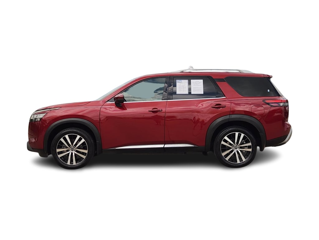 Thumbnail: 2024 Nissan Pathfinder - 3