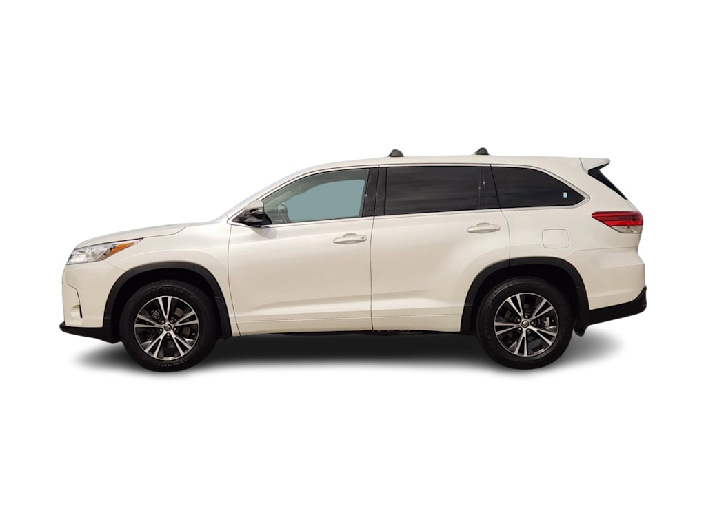 Thumbnail: 2017 Toyota Highlander - 3