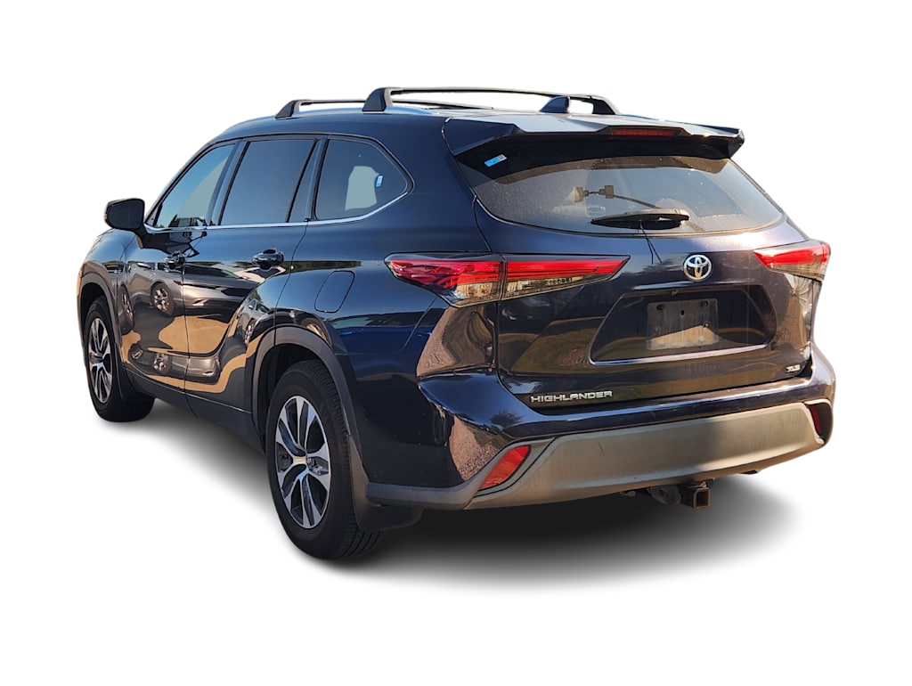 Thumbnail: 2020 Toyota Highlander - 2