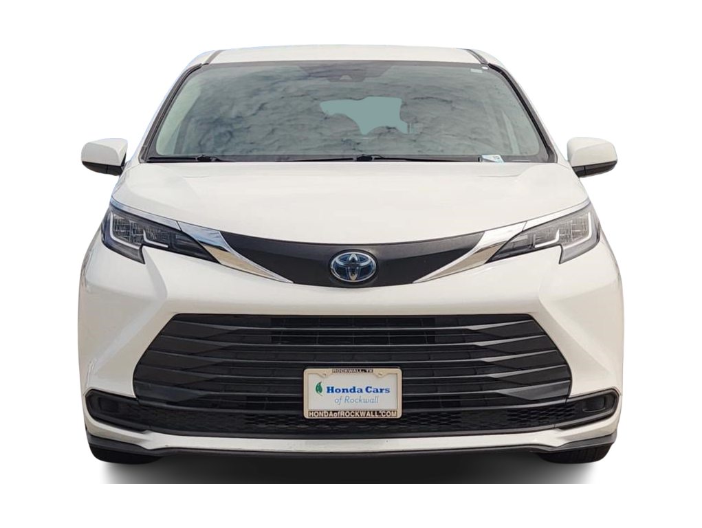 Thumbnail: 2022 Toyota Sienna - 6