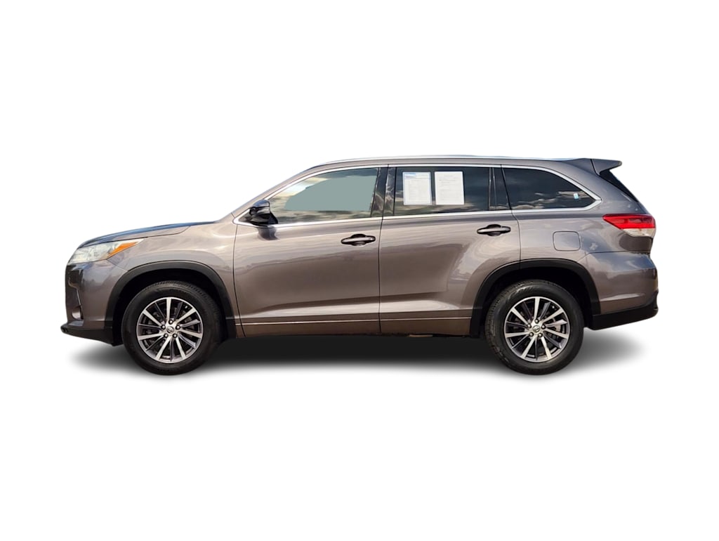 Thumbnail: 2018 Toyota Highlander - 3