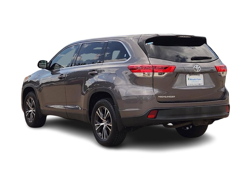 Thumbnail: 2019 Toyota Highlander - 4