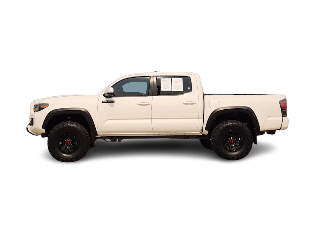 Thumbnail: 2019 Toyota Tacoma - 3