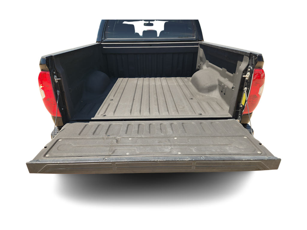 Thumbnail: 2015 Toyota Tundra - 18