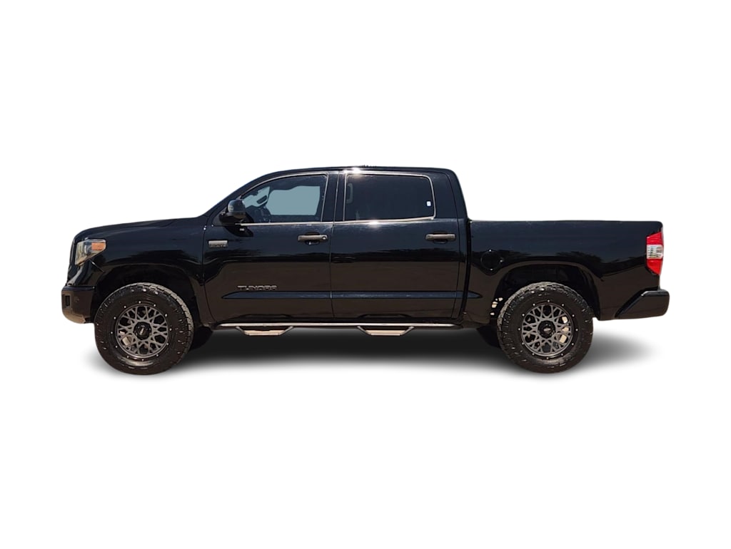 Thumbnail: 2015 Toyota Tundra - 3
