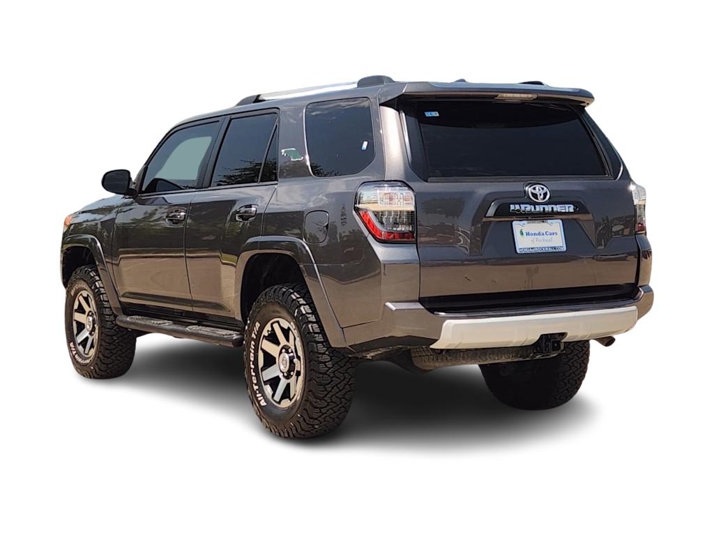 Thumbnail: 2018 Toyota 4Runner - 4