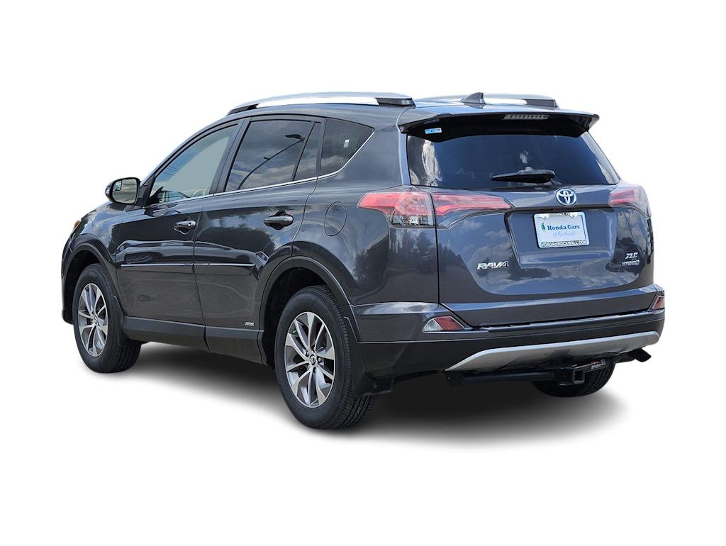 Thumbnail: 2018 Toyota RAV4 - 4