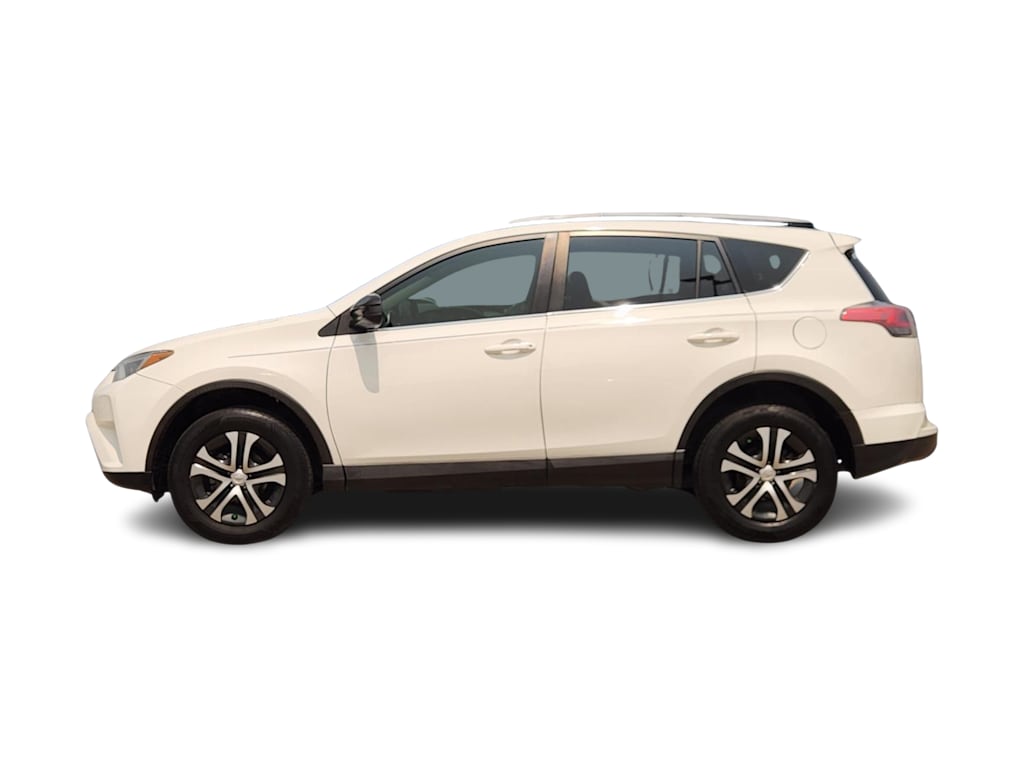 Thumbnail: 2018 Toyota RAV4 - 3