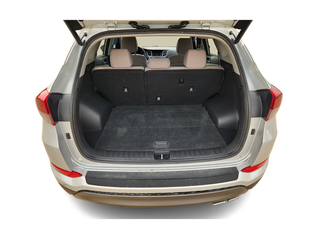 Thumbnail: 2016 Hyundai Tucson - 18