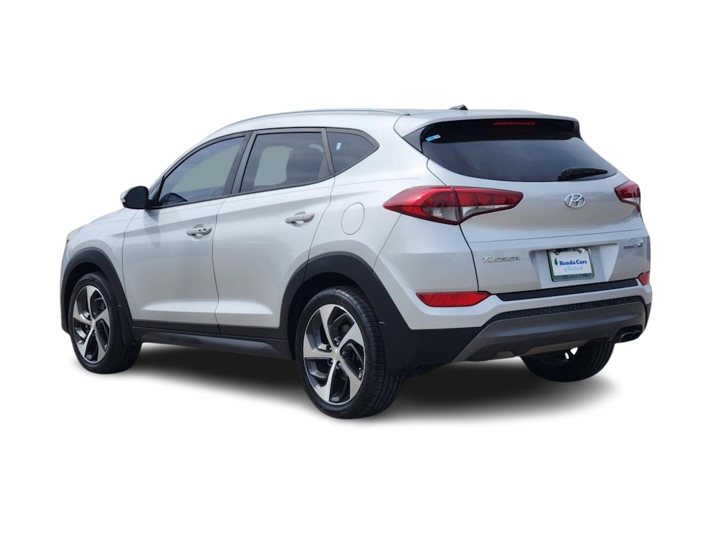 Thumbnail: 2016 Hyundai Tucson - 4