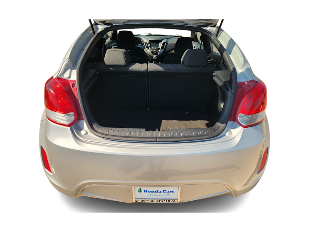 Thumbnail: 2017 Hyundai Veloster - 15