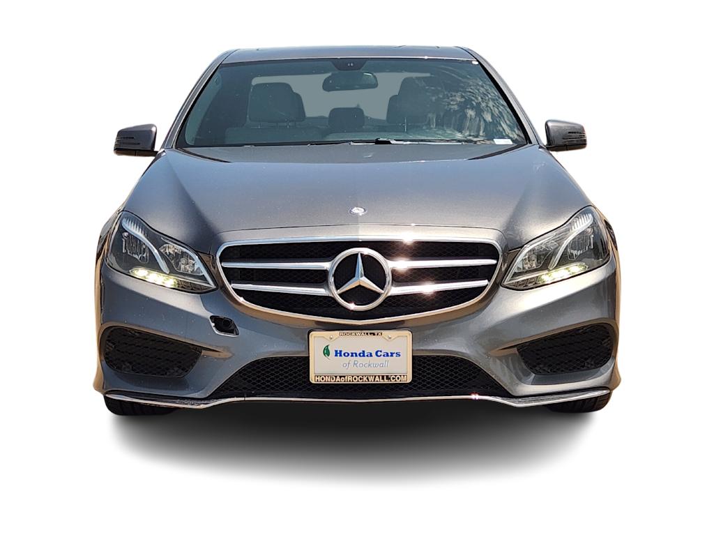 Thumbnail: 2016 Mercedes-Benz E-Class - 6