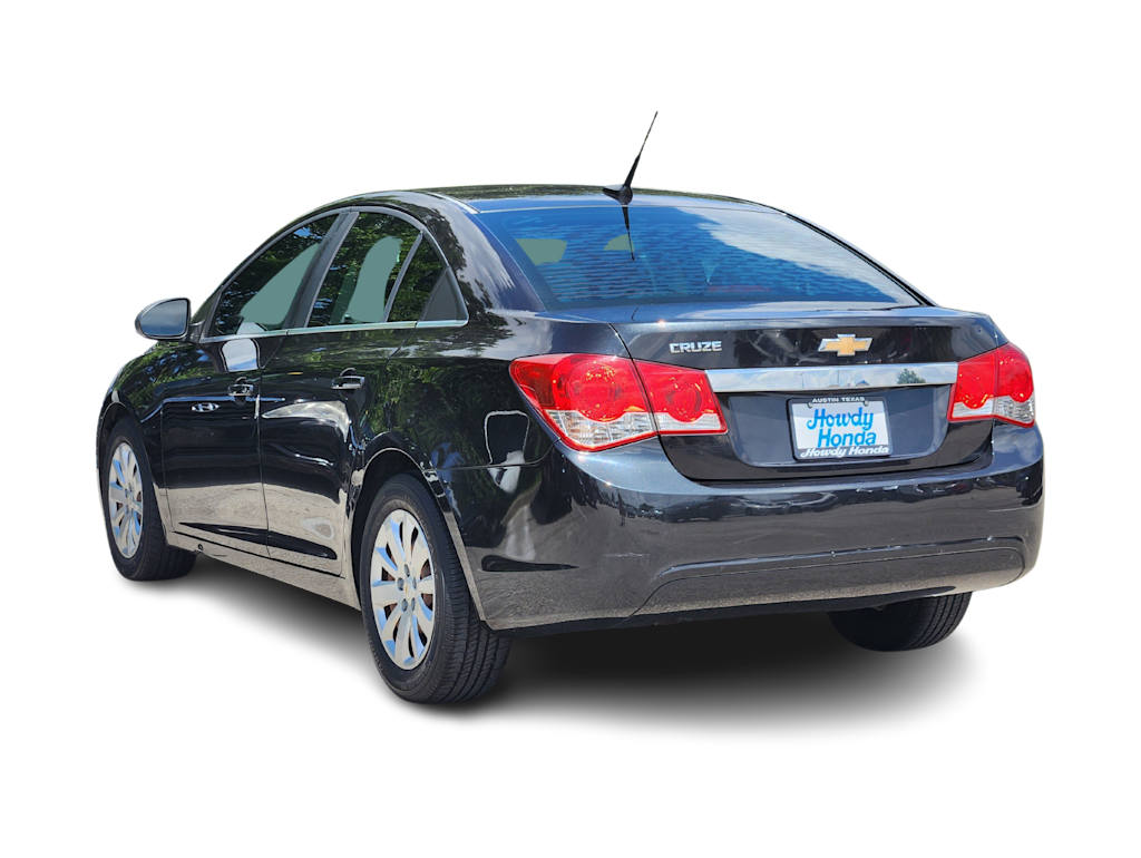 Thumbnail: 2011 Chevrolet Cruze - 4