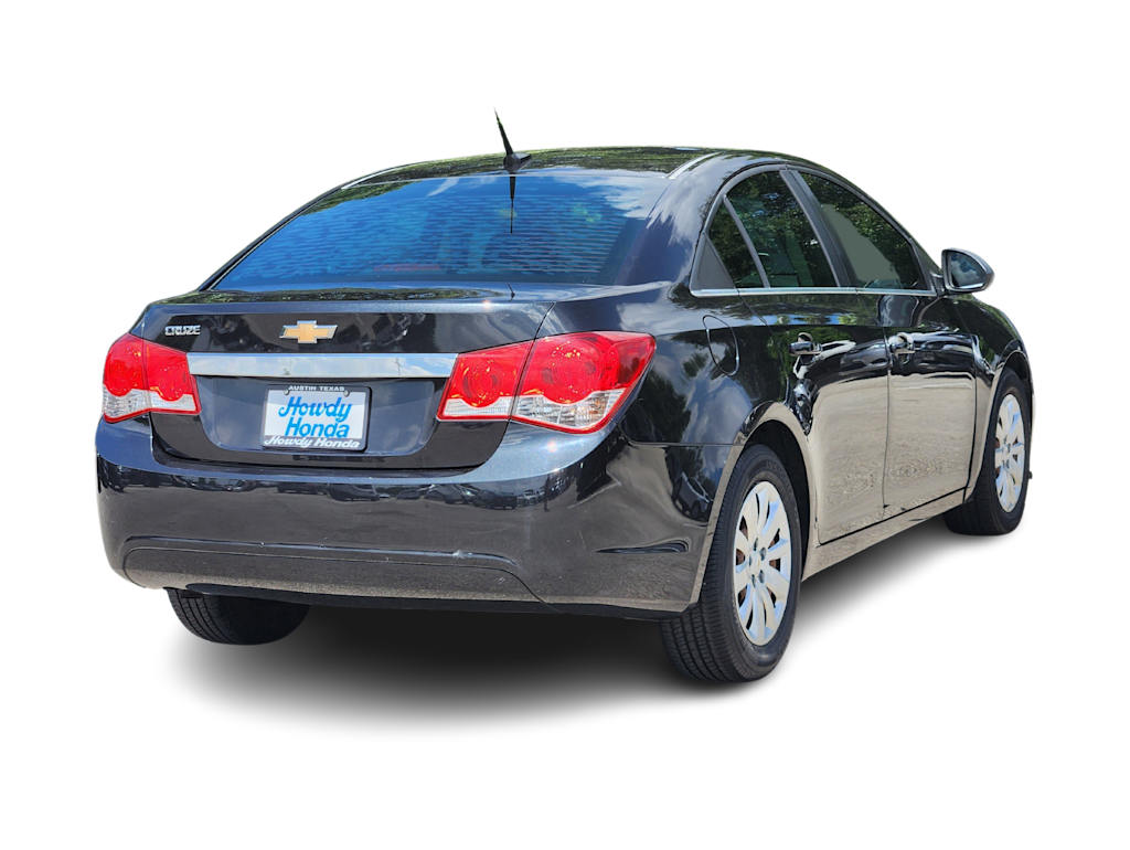 Thumbnail: 2011 Chevrolet Cruze - 20