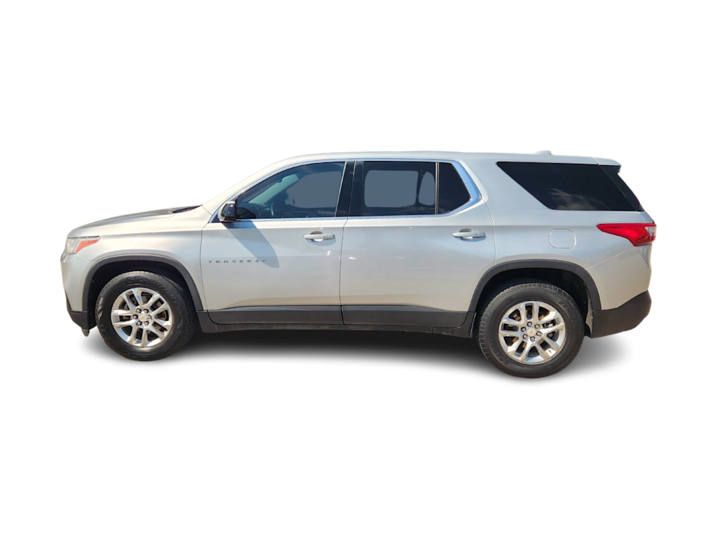 Thumbnail: 2018 Chevrolet Traverse - 3