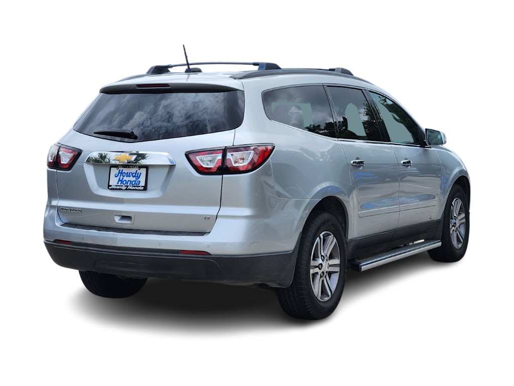 Thumbnail: 2017 Chevrolet Traverse - 20