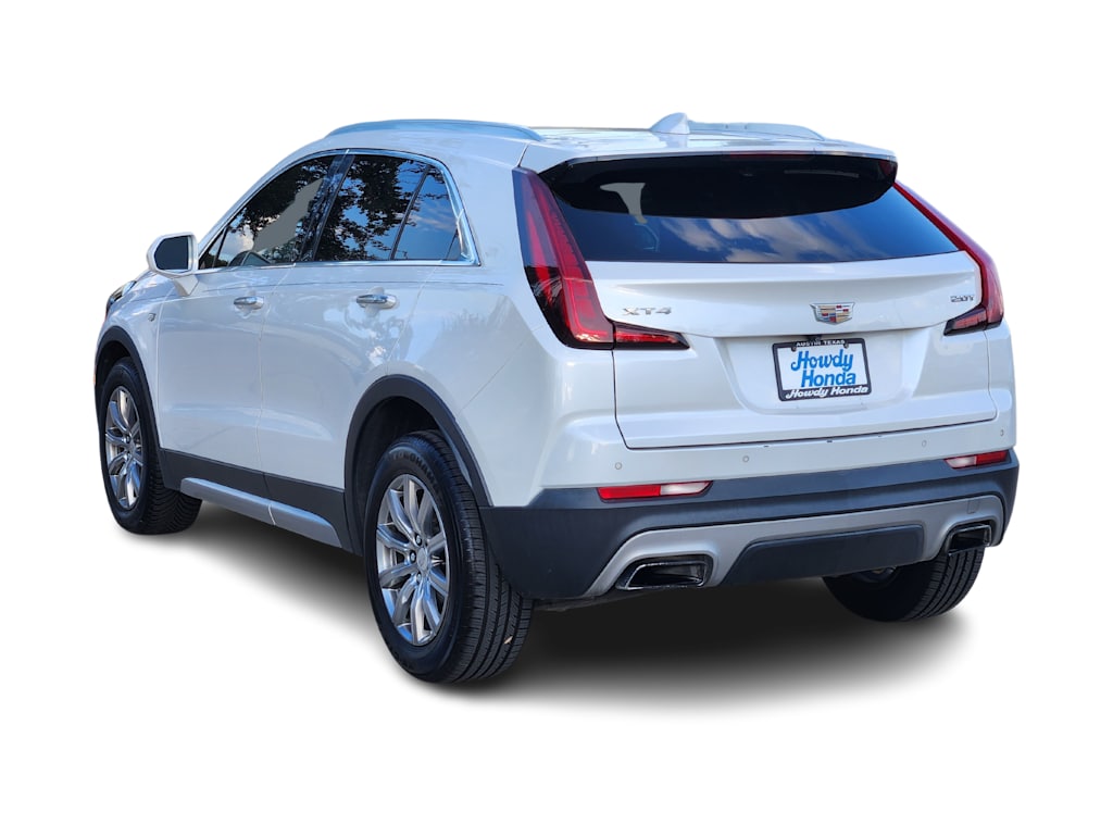 Thumbnail: 2019 Cadillac XT4 - 4