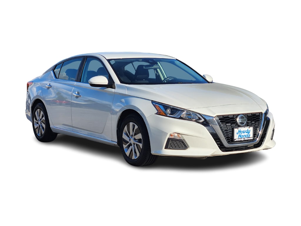 Thumbnail: 2021 Nissan Altima - 19