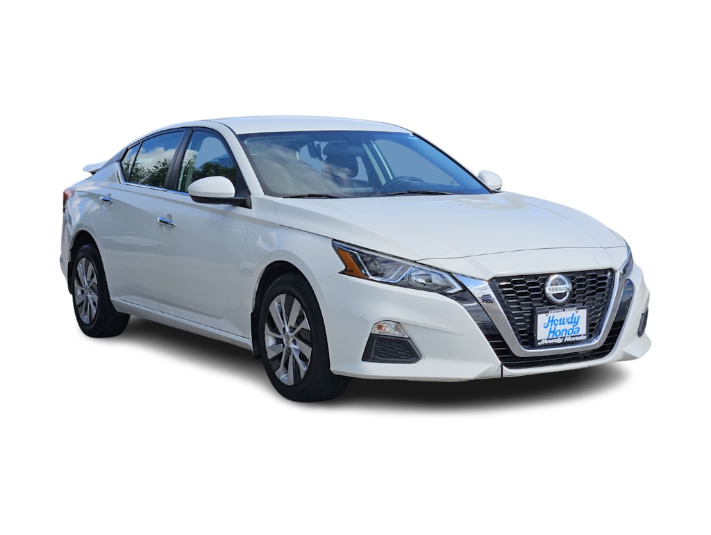 Thumbnail: 2019 Nissan Altima - 19