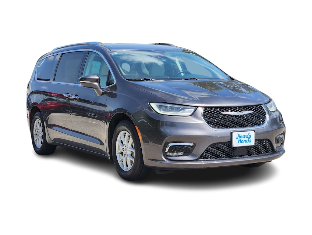 Thumbnail: 2021 Chrysler Pacifica - 19