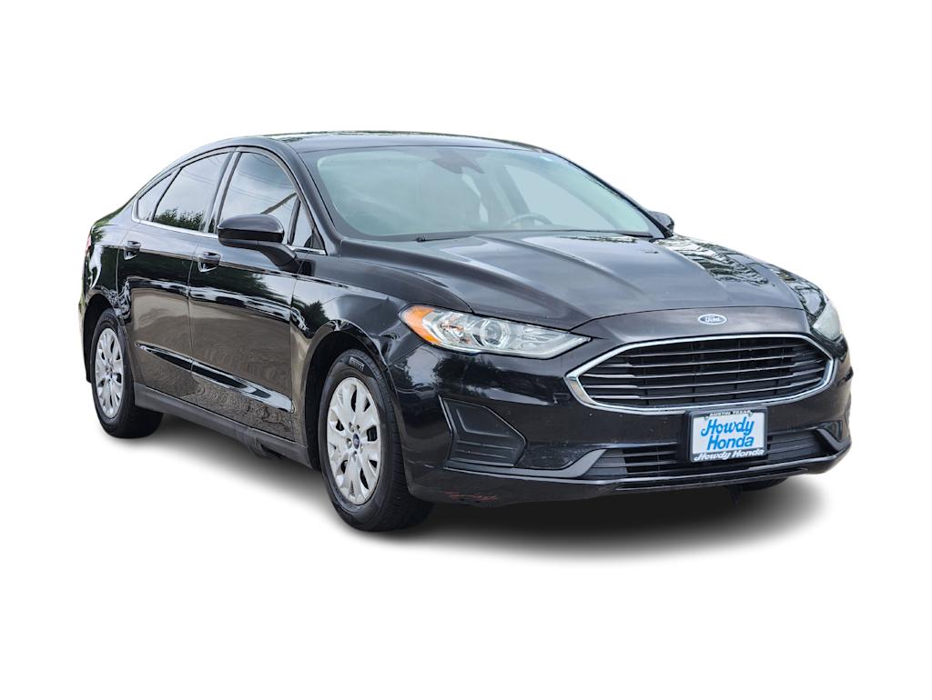Thumbnail: 2020 Ford Fusion - 18