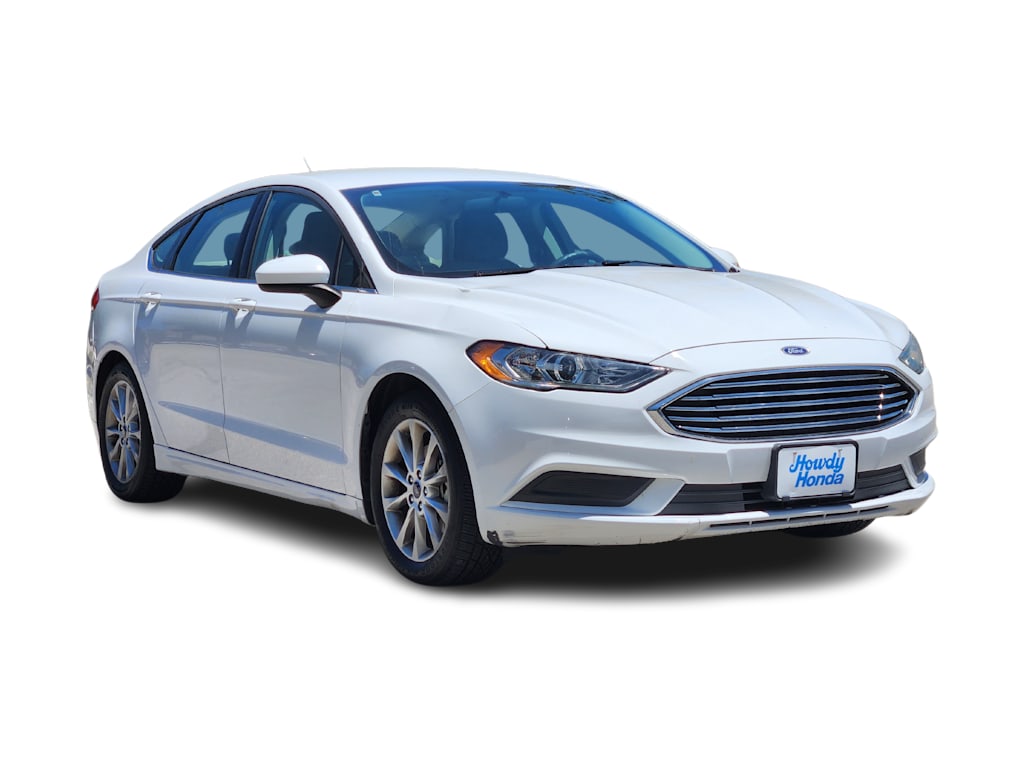 Thumbnail: 2017 Ford Fusion - 19