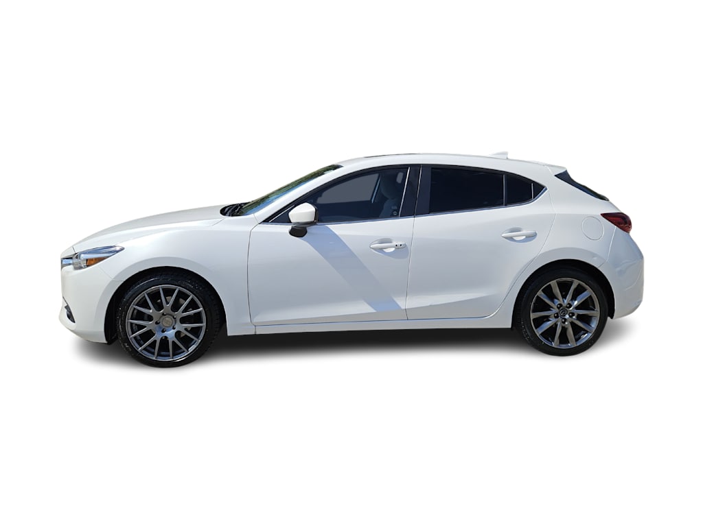 Thumbnail: 2018 Mazda Mazda3 - 3