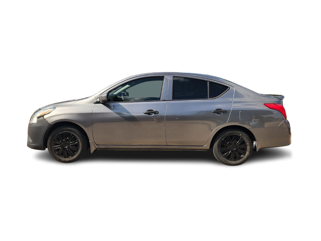 Thumbnail: 2016 Nissan Versa - 3