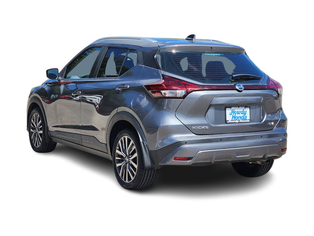 Thumbnail: 2021 Nissan Kicks - 4
