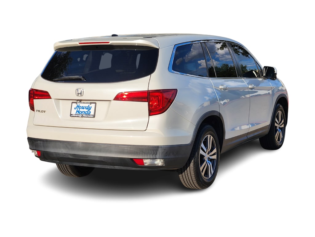 Thumbnail: 2017 Honda Pilot - 19