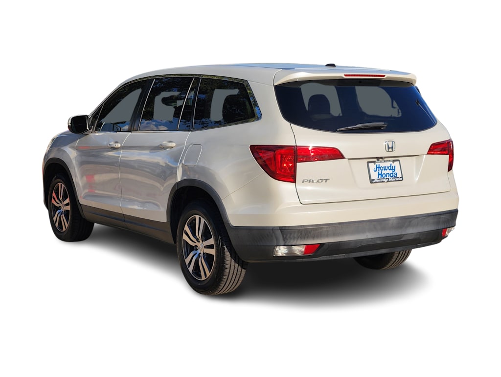 Thumbnail: 2017 Honda Pilot - 4