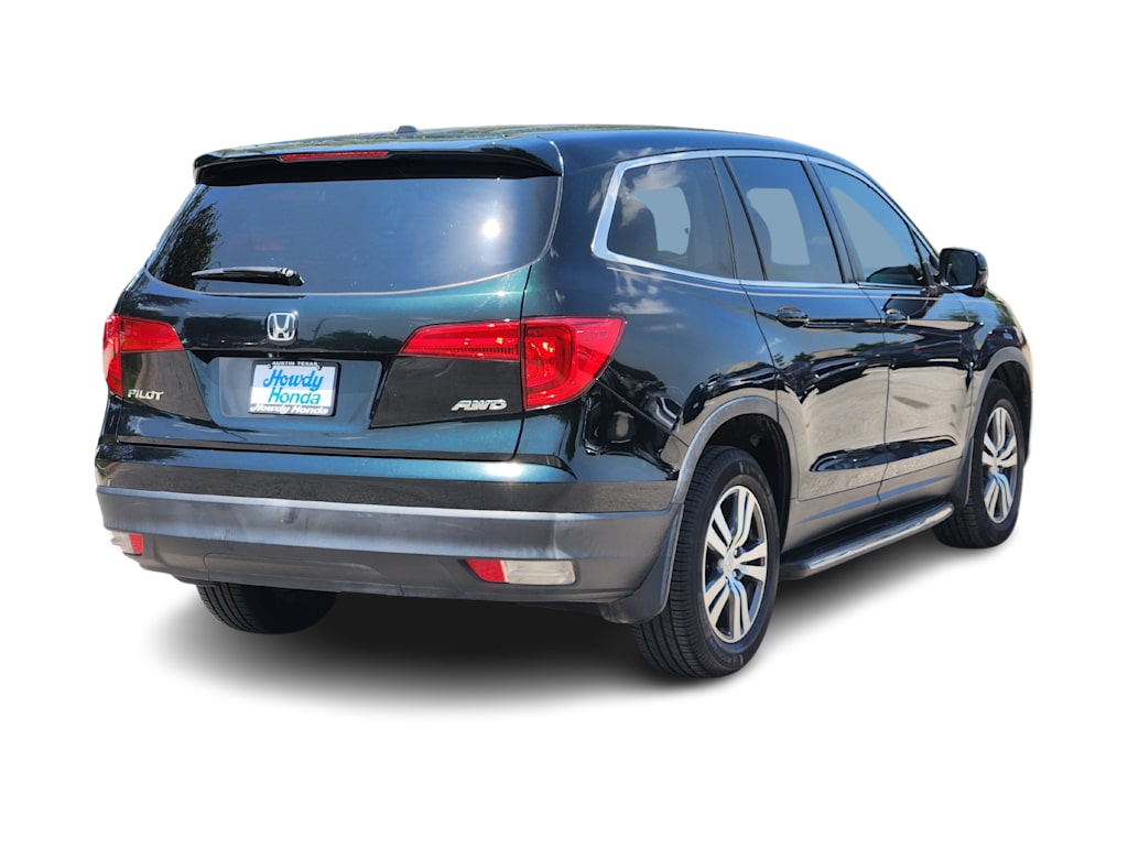 Thumbnail: 2017 Honda Pilot - 19