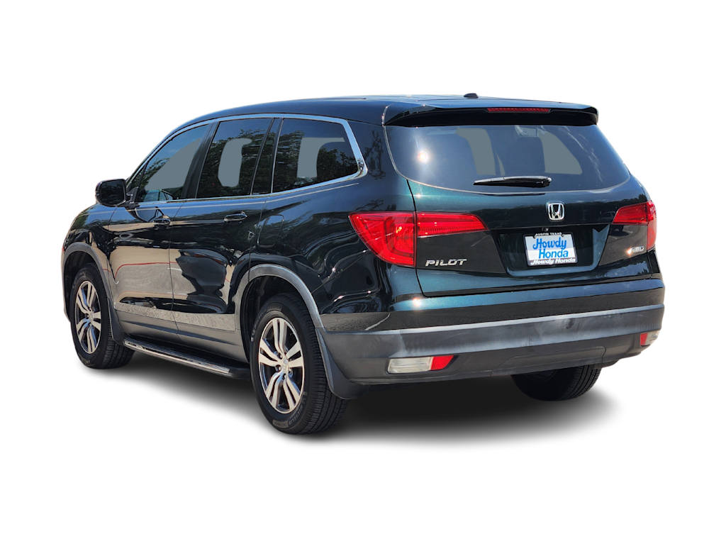 Thumbnail: 2017 Honda Pilot - 4