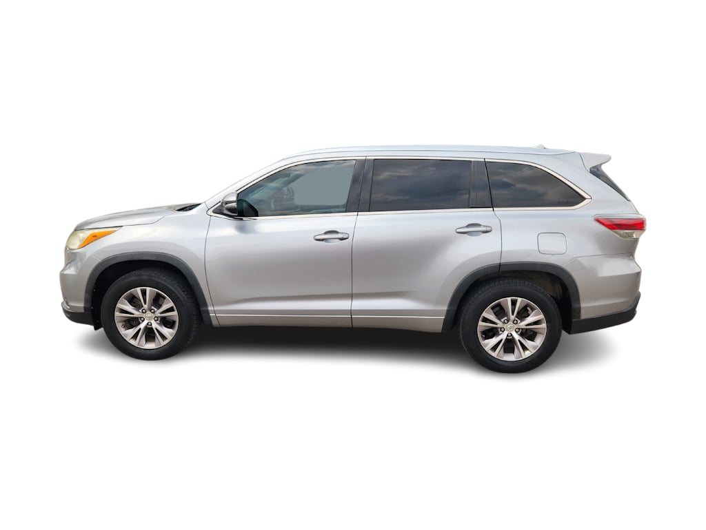 Thumbnail: 2014 Toyota Highlander - 3